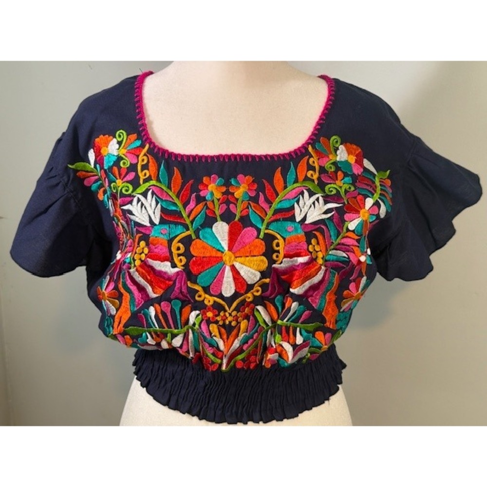 Mexican Embroidered Crop Top Sz L Navy Blue Floral Flutter Sleeve Smocked Waist